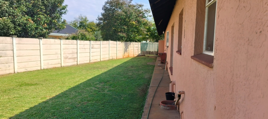 3 Bedroom Property for Sale in Stilfontein North West